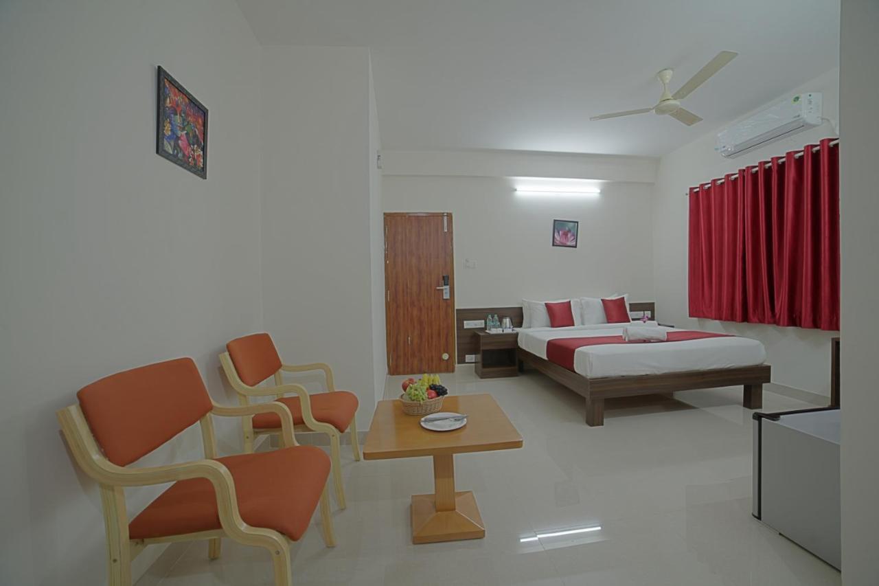 Sm Royal Suites - Hotel Near Kempegowda International Airport Bangalore Devanahalli Eksteriør billede