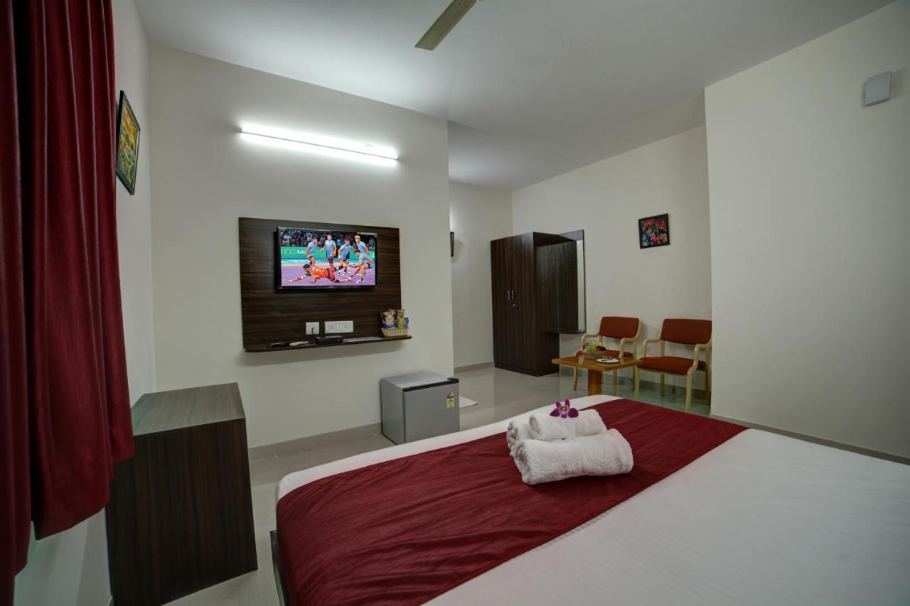 Sm Royal Suites - Hotel Near Kempegowda International Airport Bangalore Devanahalli Eksteriør billede